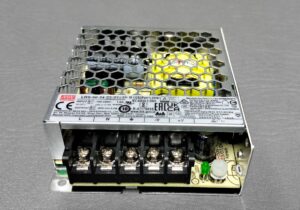 LRS-50-24 FUENTE DE PODER 24V@2.2 Amp 2 6700048 LRS 50 24 FUENTE MW METALICA 24V@2.2A CJ60