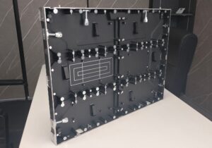 7800374 GABINETE ALUMINIO INTERIOR PARA MODULO 32X16CM 2 1