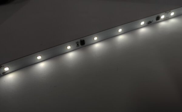 regleta led 120v 100 cm 2 scaled