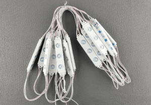 3032048 MGIGA29BLANCOFRIO MODULO GIGANTE BLANCO FRIO 29V 2835 3 9520 3.6W SALDO 3 1