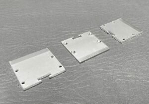 7800275 TAPA ALUMINIO GRIS PARA R3535 2
