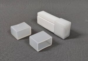 7800611 TAPA SILICONA BLANCA CIEGA PARA FLR1018 Y FLRC1018 1