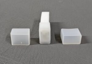 7800611 TAPA SILICONA BLANCA CIEGA PARA FLR1018 Y FLRC1018 2