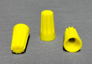 7010122 CONECTOR RESORTE AMARILLO PARA 2CABLES 12 1