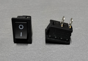 7010261 SWITCH CUADRADO 2115MM 10A GRANDE 1