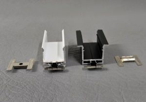 7800249 CLIP DE TECHO PARA R2020 y RA2020 1