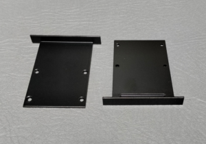 7800547 TAPA NEGRA RA5075 1