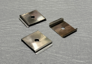 7800276 CLIP DE MONTAJE PARA R3535 1