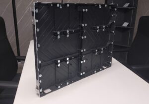 GABINETES DE ALUMINIO INTERIOR 3 2400036 GABINETE DE ALUMINIO INTERIOR 640X480 mm NVP 2