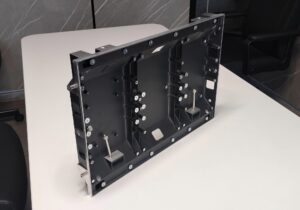 GABINETES DE ALUMINIO INTERIOR 6 2400038 GABINETE DE ALUMINIO INTERIOR 320X480 mm NVP 2