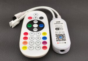 5010260 CONTROLADOR WIFI SMART 5 24V MUSICAL SPI 2048PIXELES ALEXA TUYA SMARTLIFE CON CONTROL REMOTO IR 2