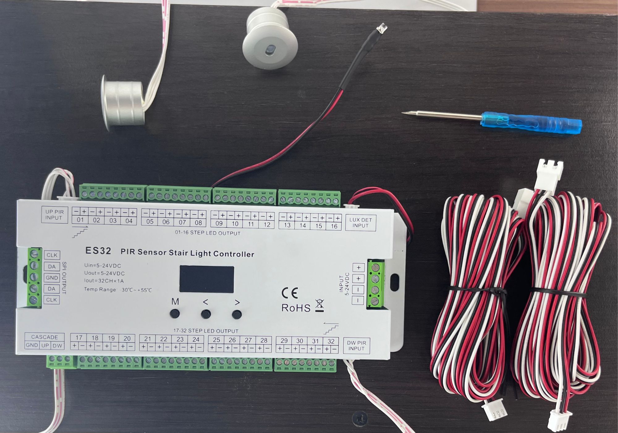 1764188894 1764188894